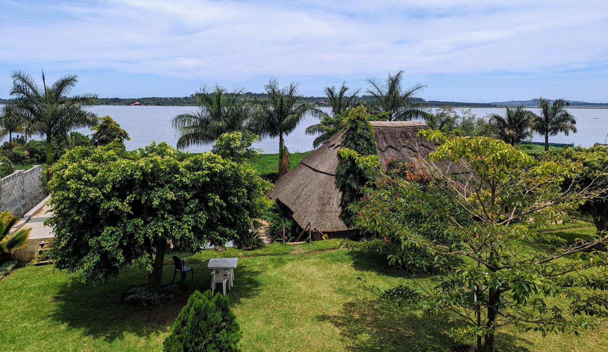 Oslo Gardens Bed&Breakfast Entebbe Exterior foto