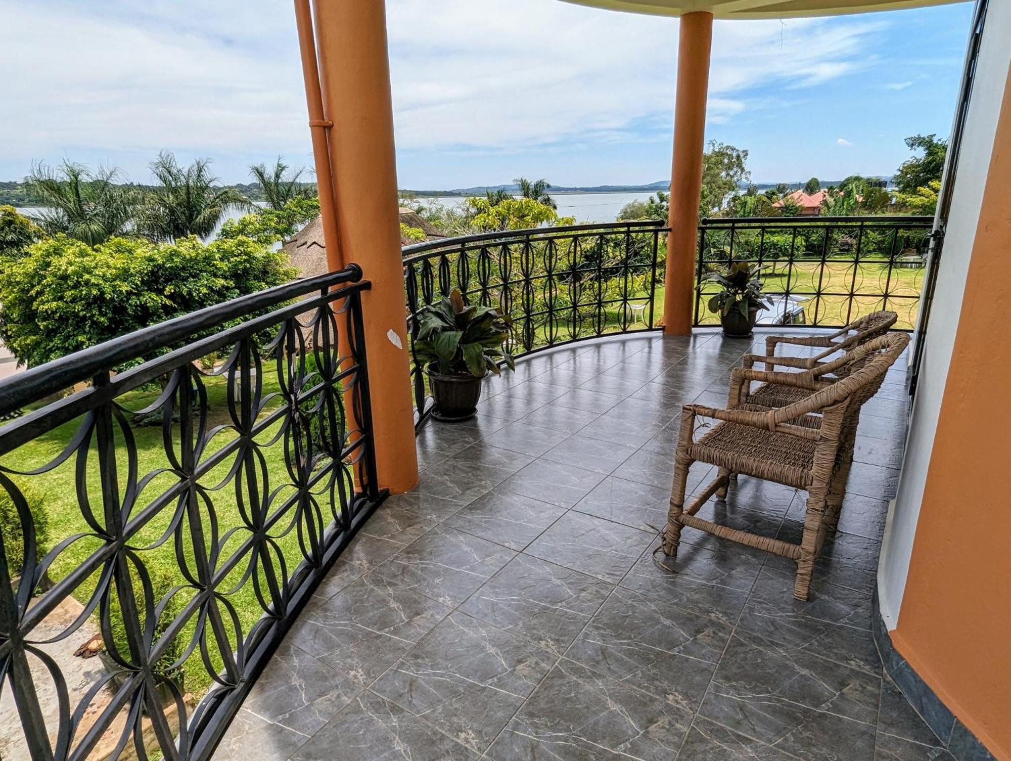 Oslo Gardens Bed&Breakfast Entebbe Exterior foto